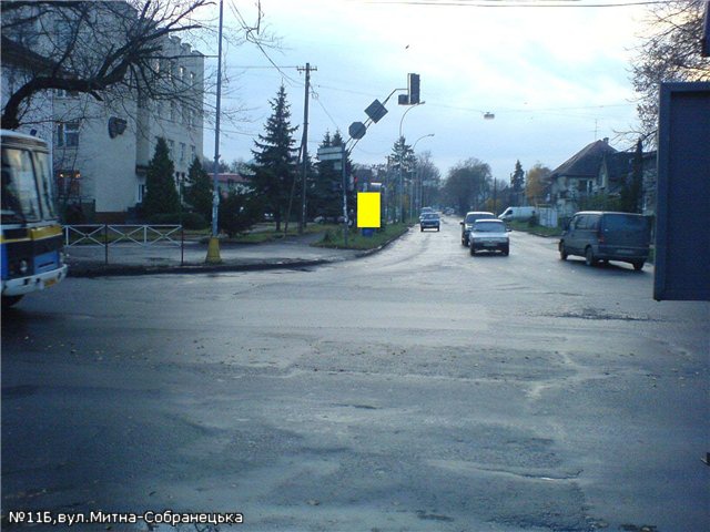 Сітілайт 1.2x1.8,  вул.Митна-Собранецька,п іш.перехід, світлофори,напр-пл.Др.народів