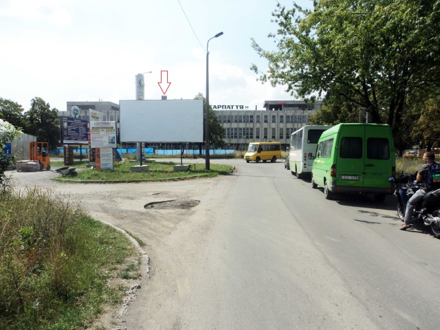 Щит 6x3,  вул.Краснодонців-Гагаріна, виїзд з ринку "Краснодонців""